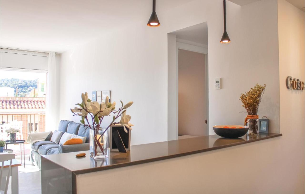 Stunning Apartment In Tossa De Mar With Kitchen Exterior photo